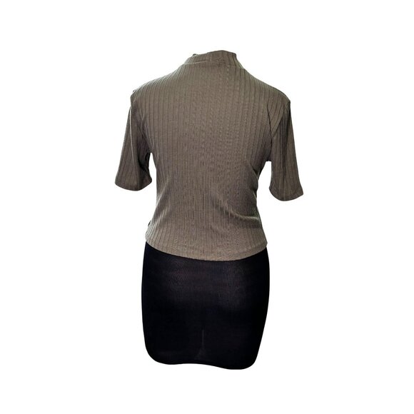 Bar III Womens Short Sleeve Ribbed Mock Neck Top M Side Button Detail Olive - Picture 4 of 11